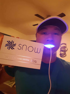 SNOW TEETH WHITENING™ – SYSTEM DO WYBIELANIA ZĘBÓW W DOMU [ZESTAW WSZYSTKO W JEDNYM]